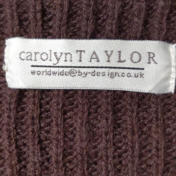 Woman's full zip and 1" neck cardigan sweater with multi color front design. - Picture 5 of 5